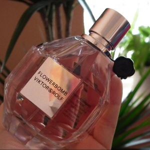 viktor and rolf perfume flower bomb perfume 100 ml, new never used
